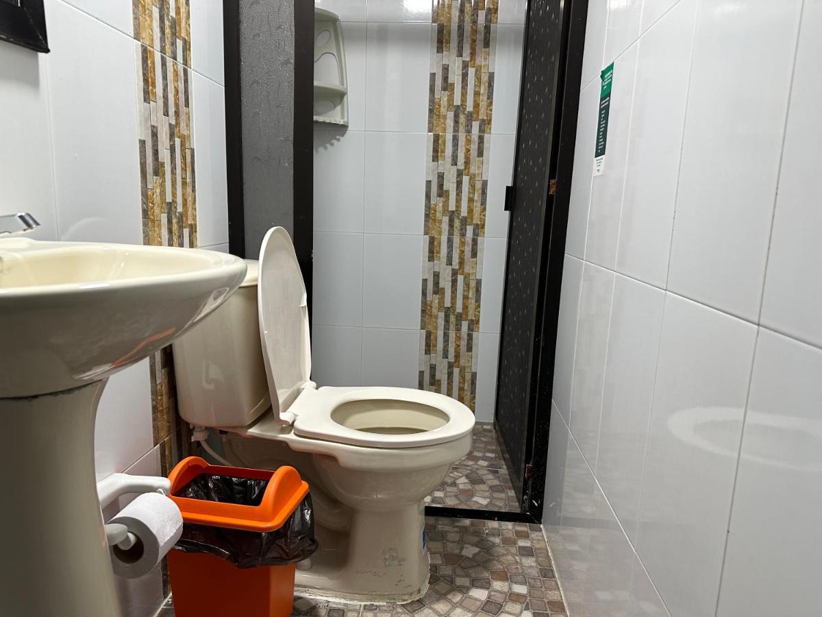 Hotel Laureles De Aburra Medellín Zewnętrze zdjęcie