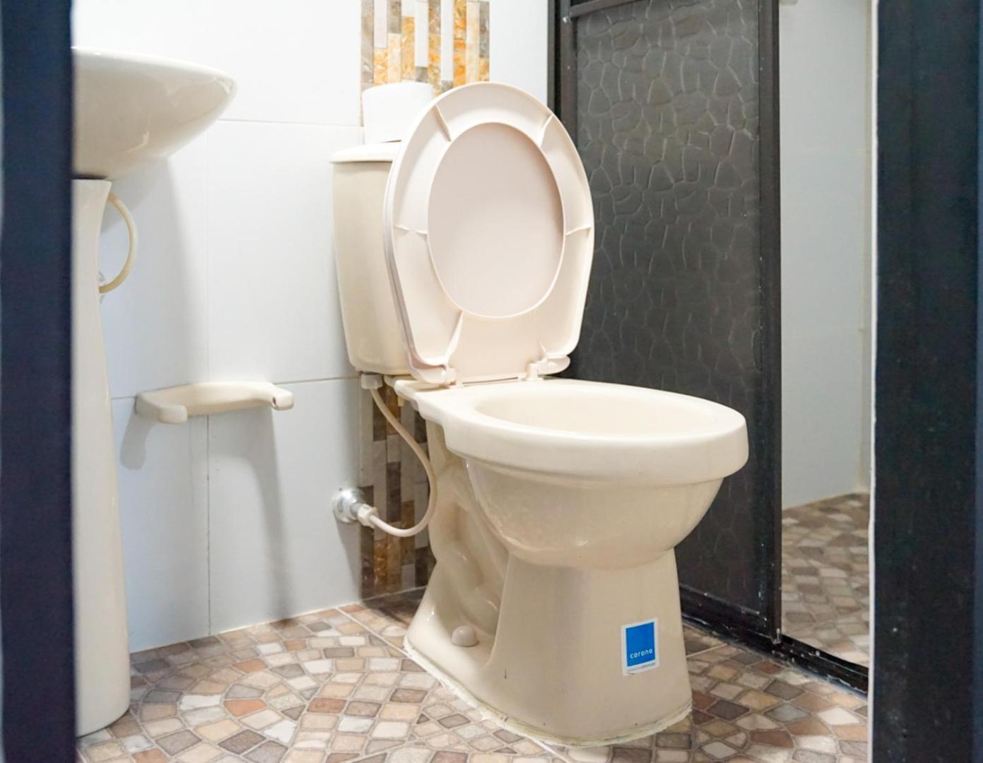 Hotel Laureles De Aburra Medellín Zewnętrze zdjęcie