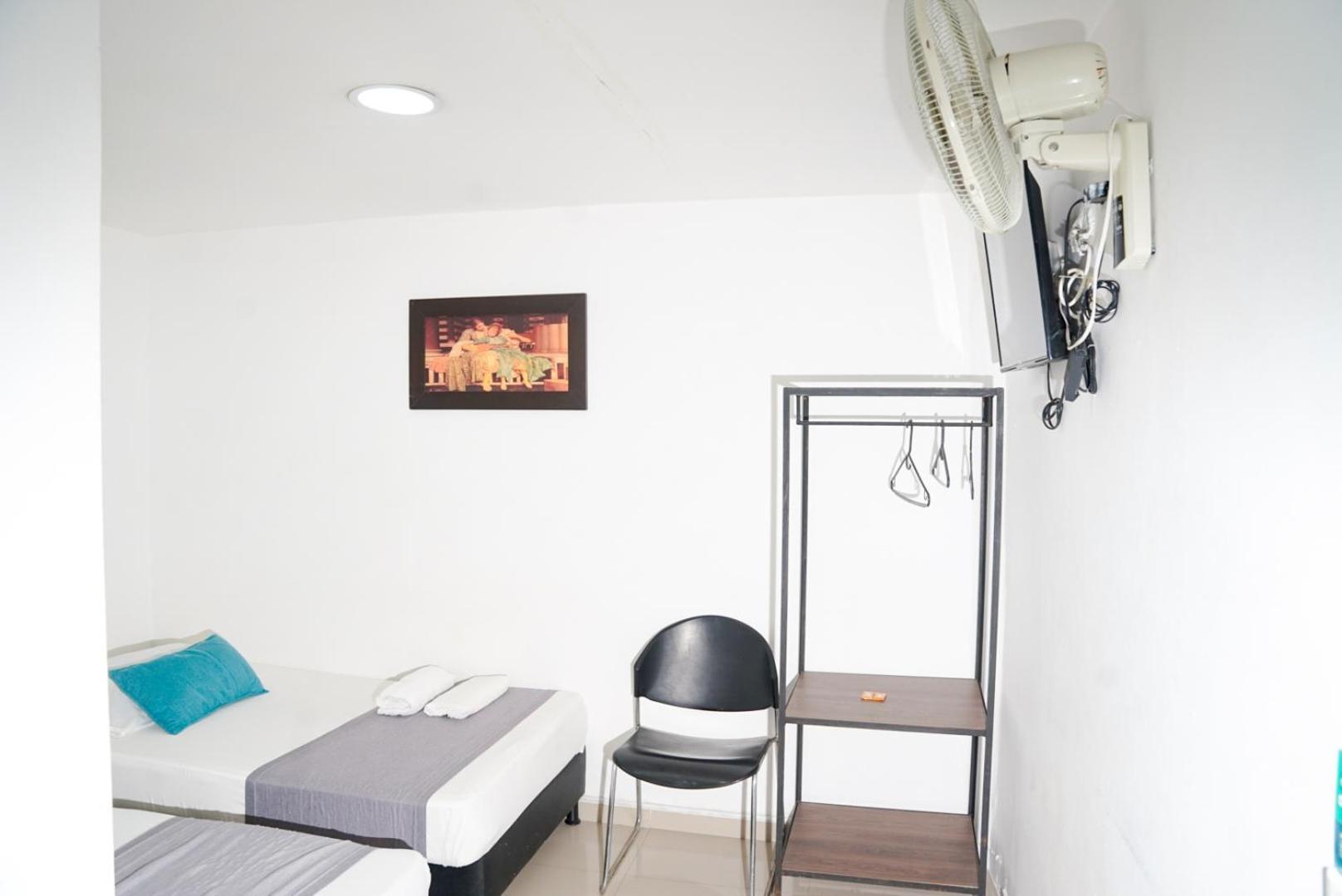 Hotel Laureles De Aburra Medellín Zewnętrze zdjęcie